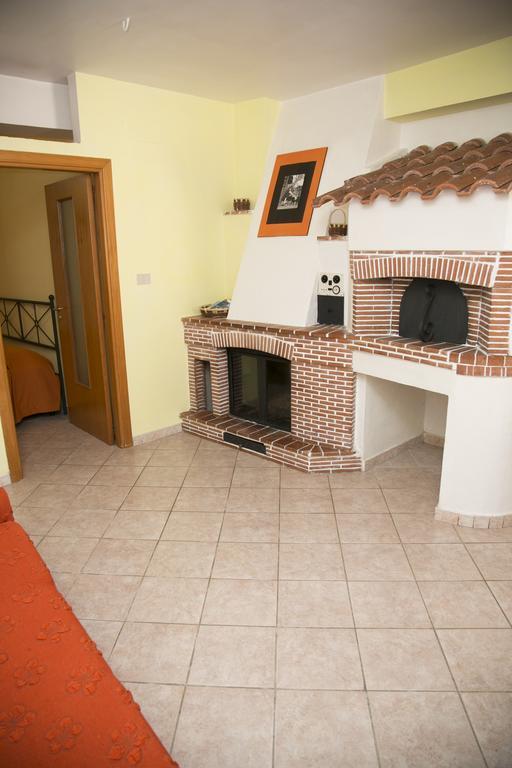 B&B Casa Antonia Trentinara Δωμάτιο φωτογραφία